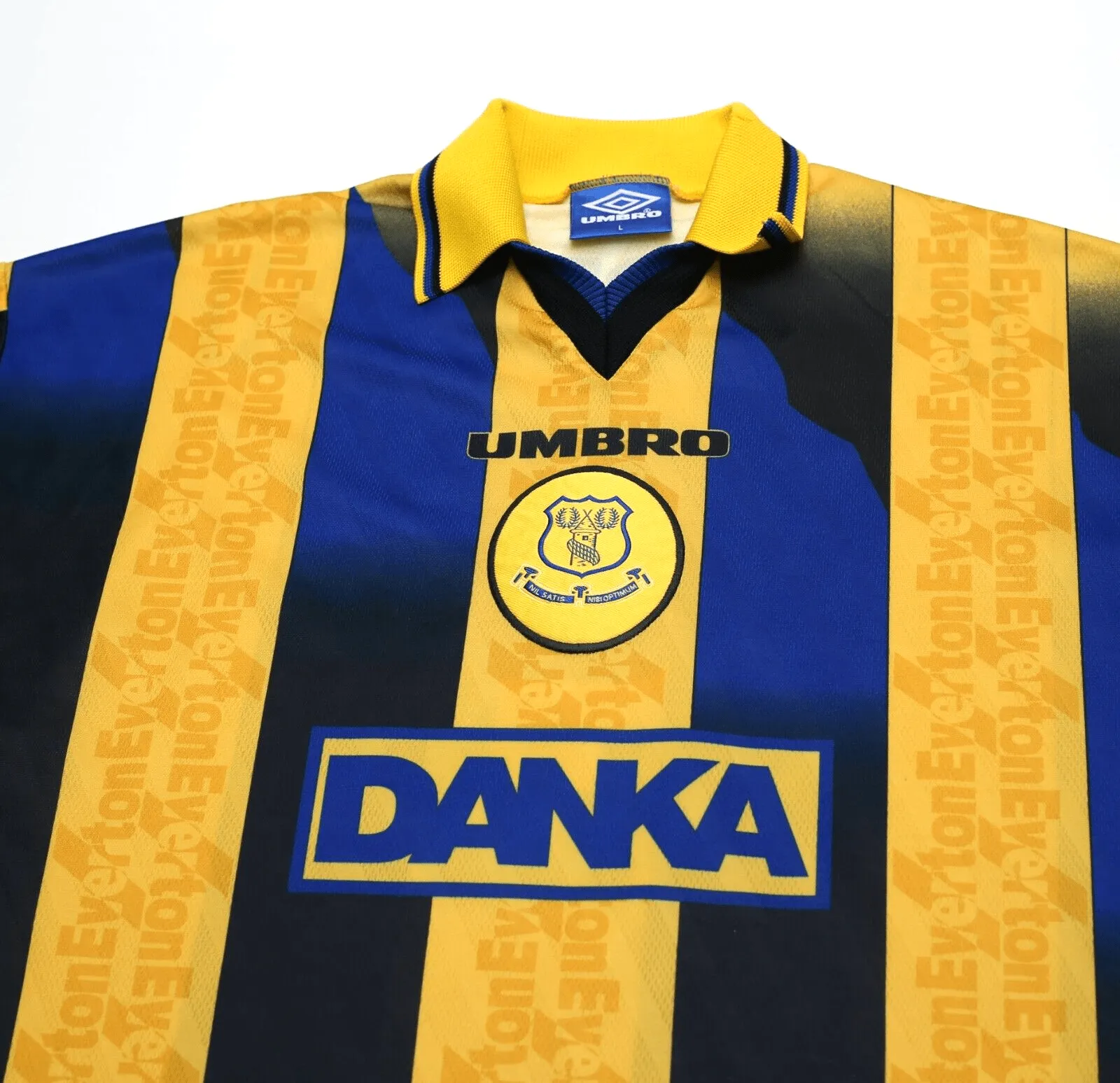 1996/97 FERGUSON #9 Everton Vintage Umbro Away Football Shirt (L)