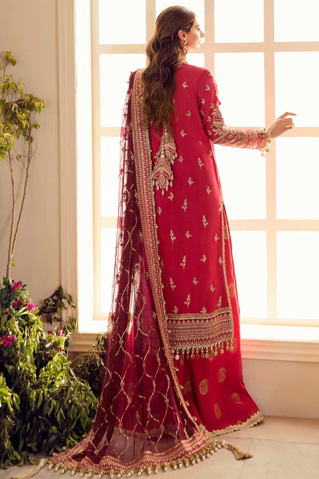 Afrozeh La Fuchsia Embroidered Chiffon Unstitched 3 Piece Suit - 09