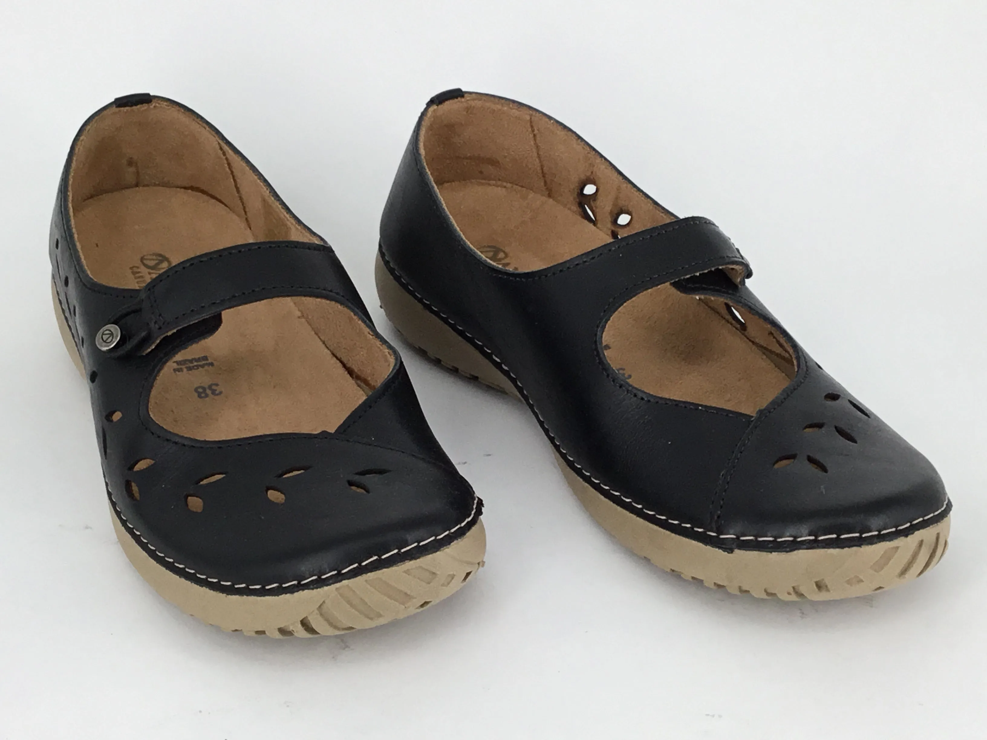 Andacco Eileen available in 2 colours