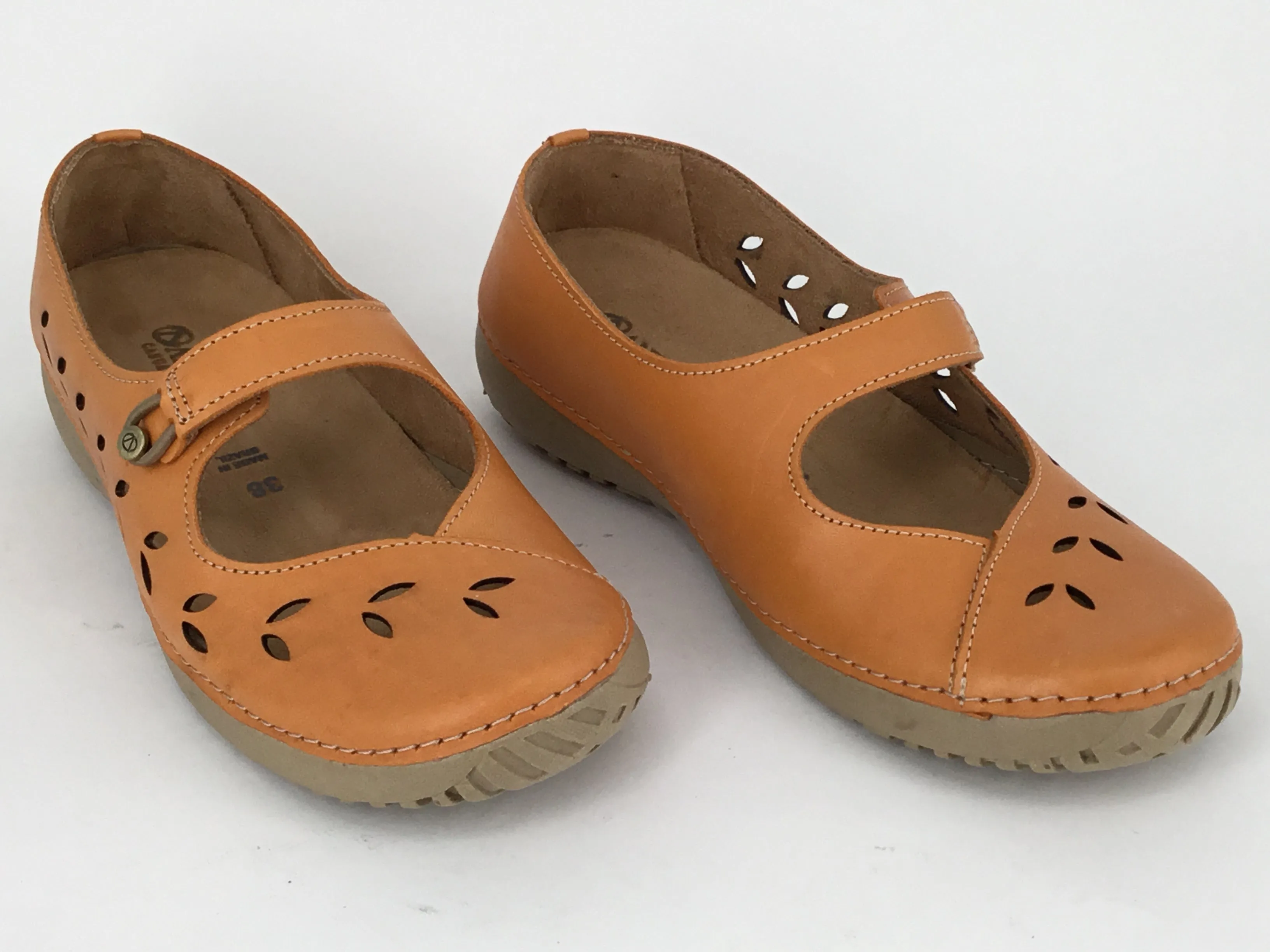 Andacco Eileen available in 2 colours