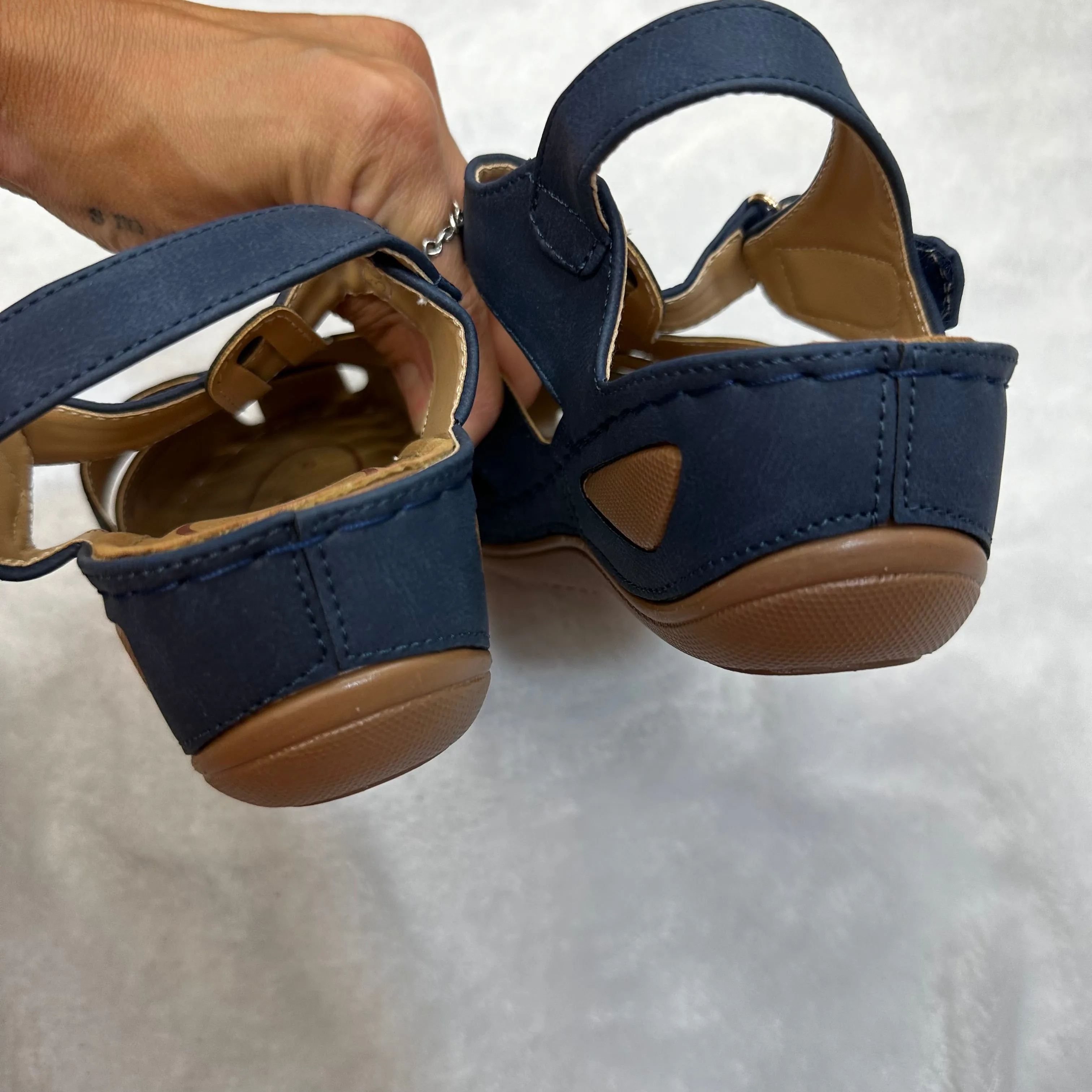 Blue Sandals Flats Clothes Mentor, Size 6