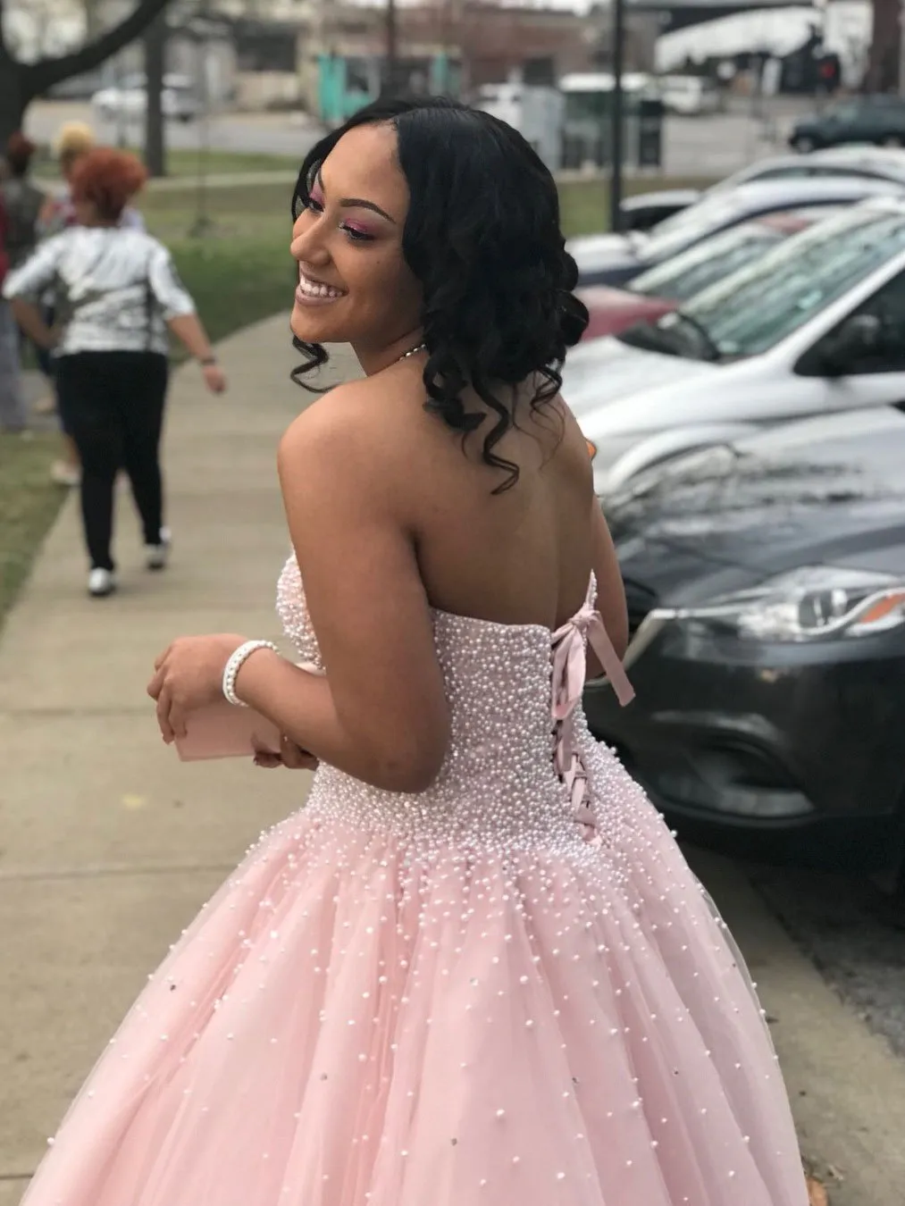 Chic Tulle Sweetheart Neckline Floor-length Ball Gown Prom Dresses With Pearls PD159