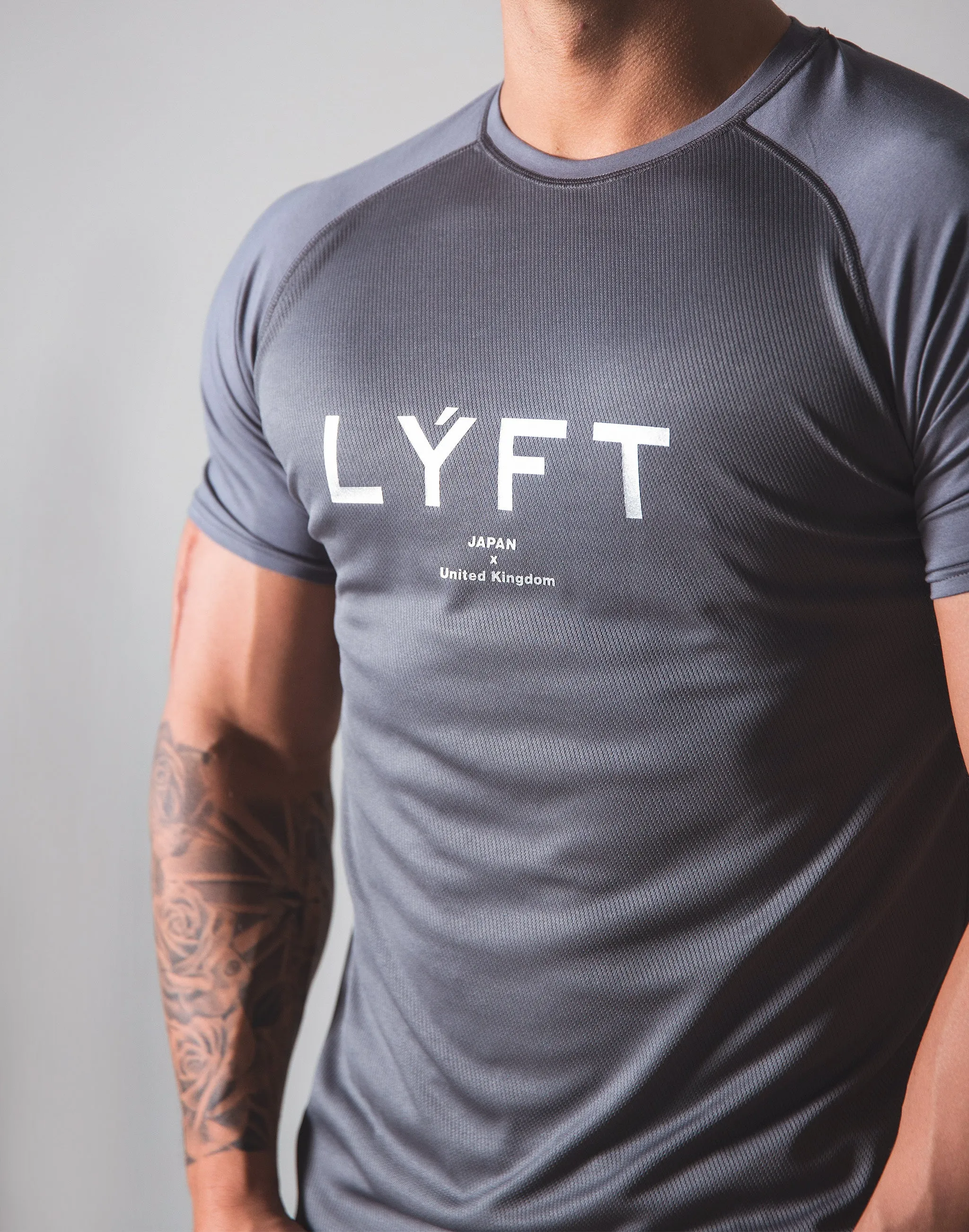 Combi Mesh Training T-Shirt v2 - Grey