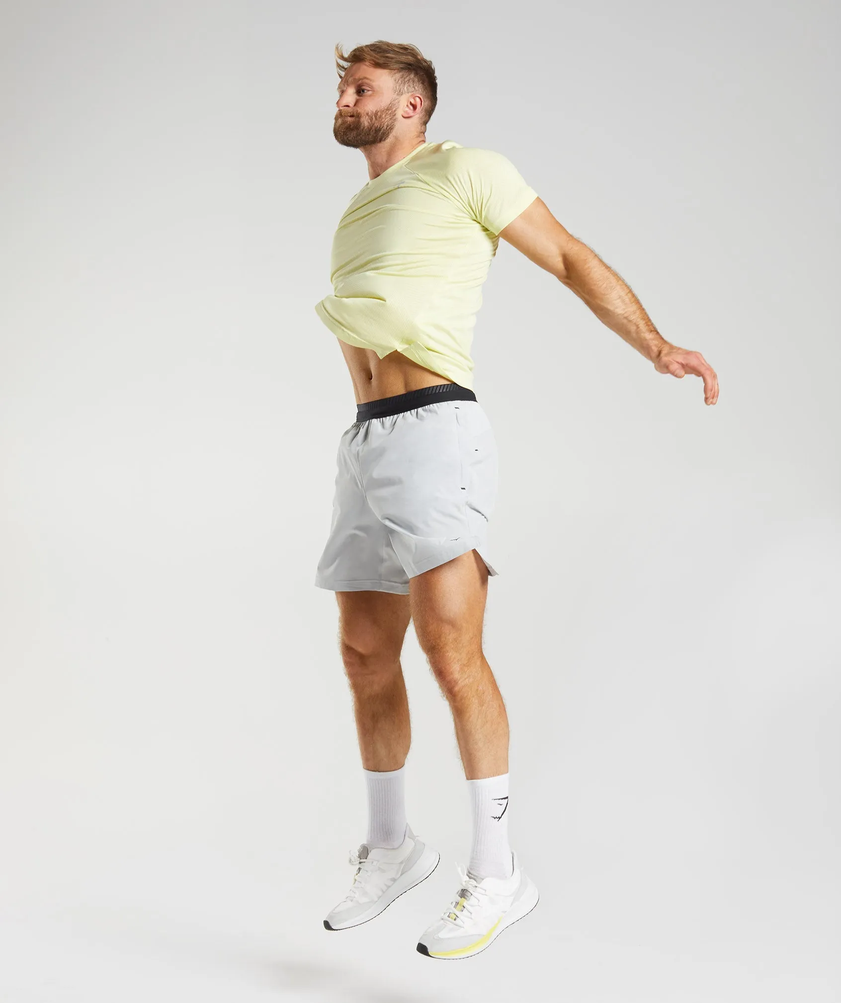 Gymshark Apex 7" Hybrid Shorts - Light Grey