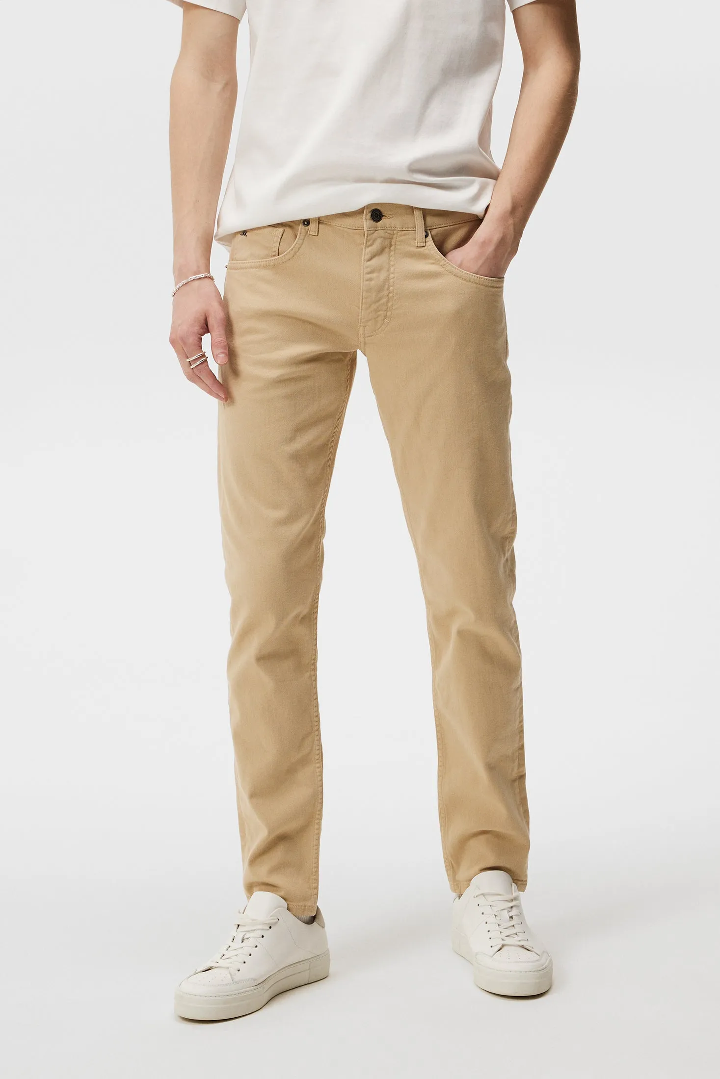Jay Solid Stretch Jeans