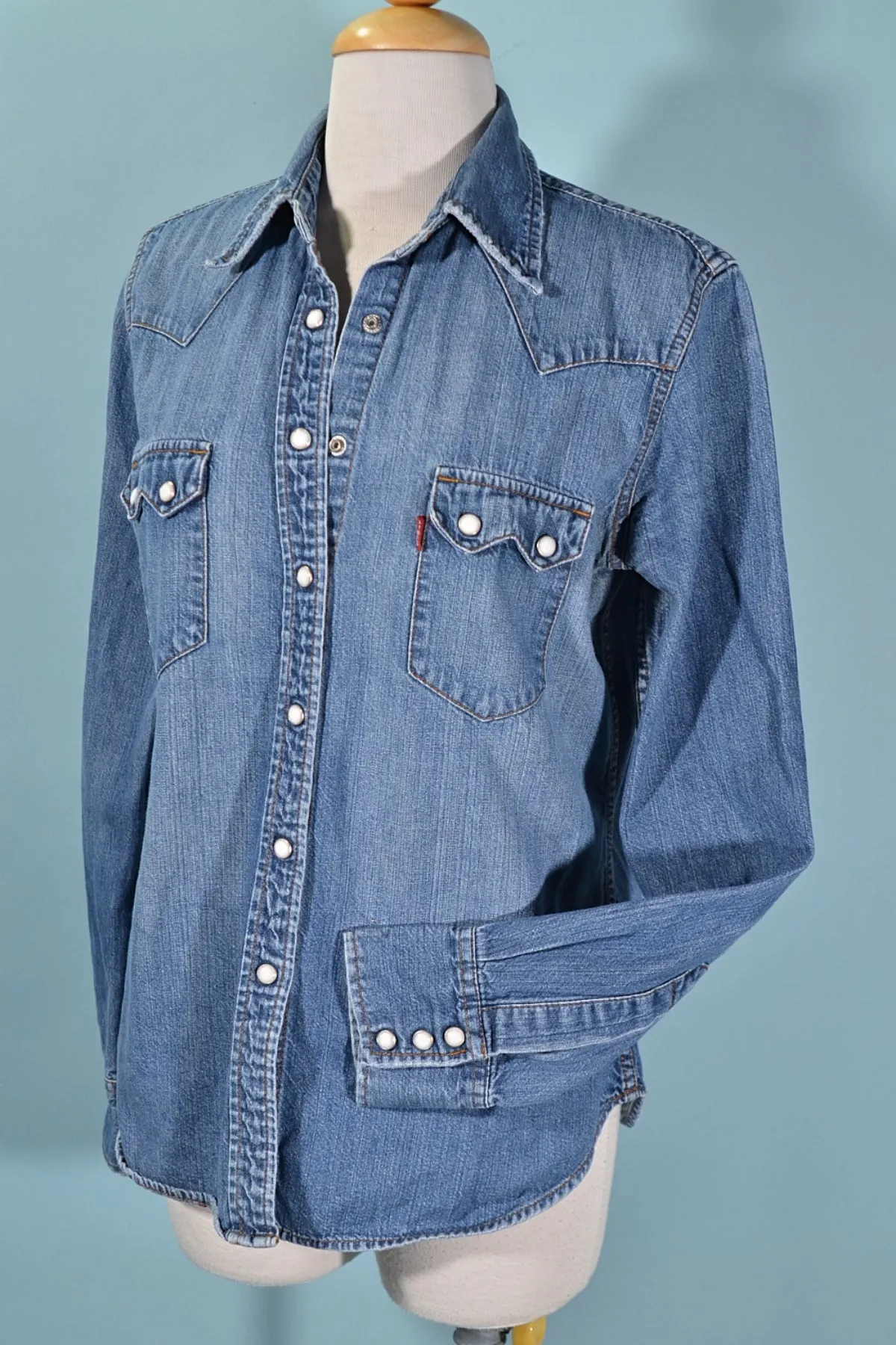 SOLD 90s Levis Denim Pearl Snap Western Blouse/Shirt, Red Tab Y2K  M